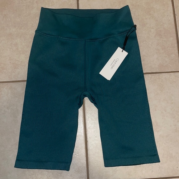 Womens Calvin Klein Workout shorts - Picture 1 of 2